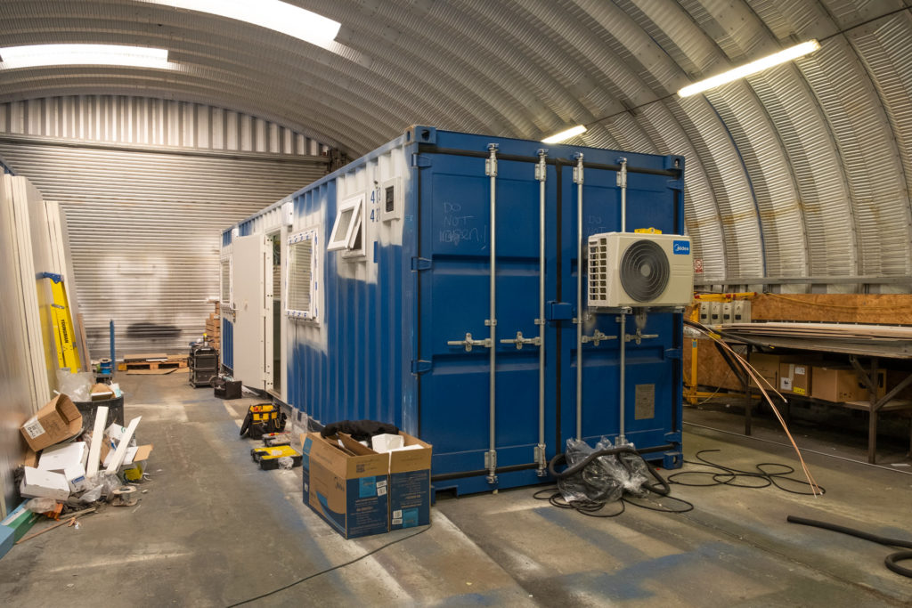 40ft container with air conditioning unit