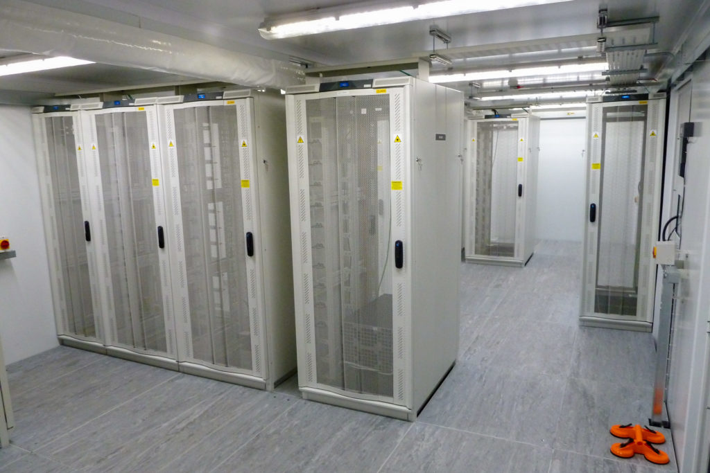 40ft Server Room