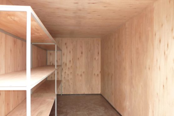20ft ply lined container