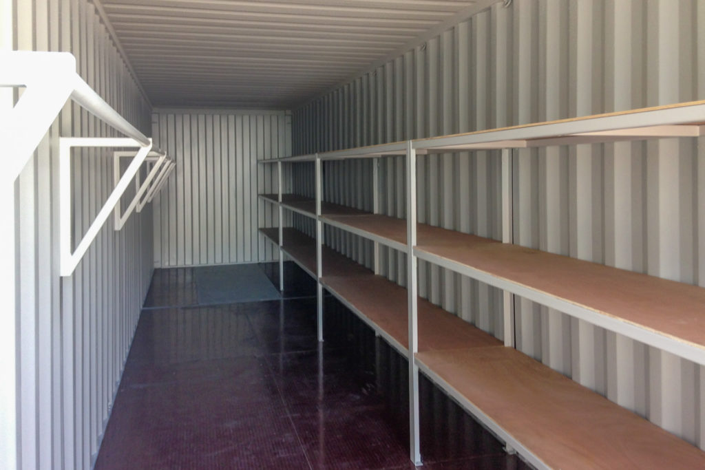 40ft with three tier shelving